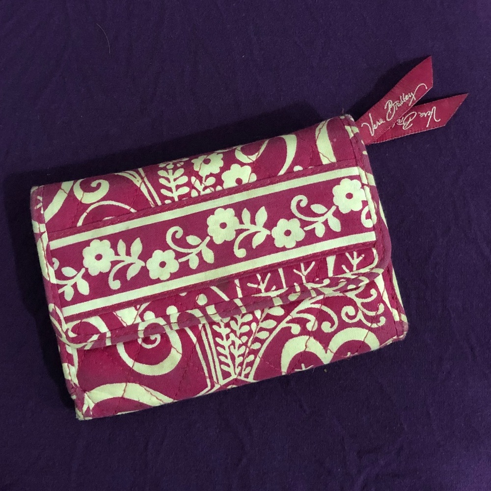 Vera Bradley fold out wallet